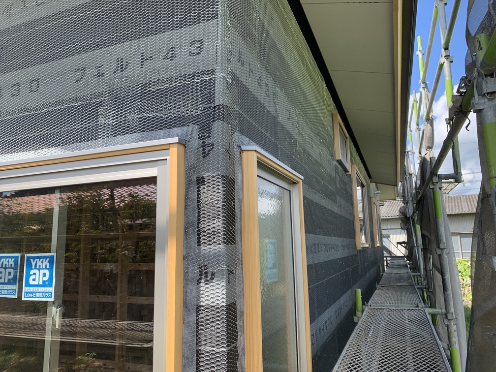 平屋　木まま　新築住宅 左官工事