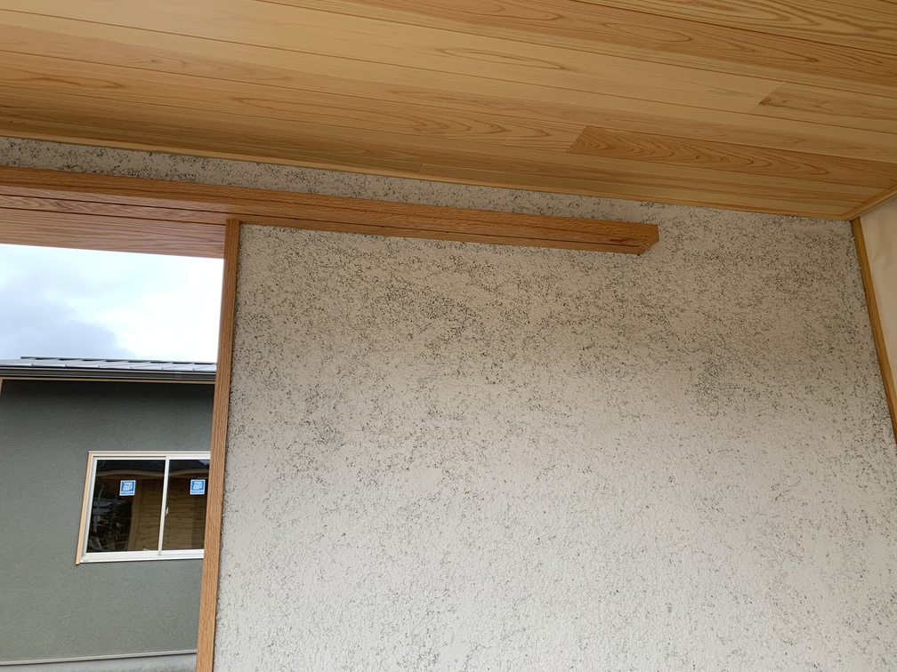 平屋　木まま　新築住宅　大工　外壁