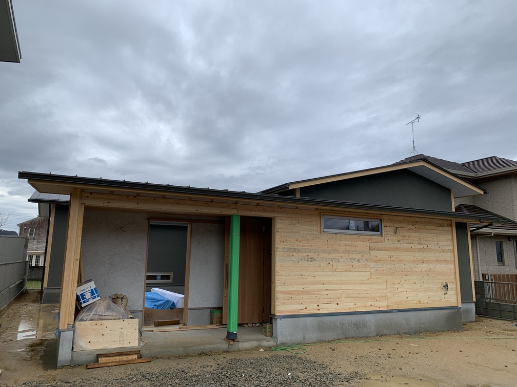 平屋　木まま　新築住宅　大工　外壁