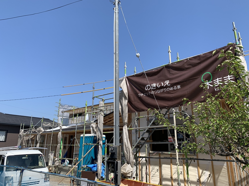 平屋　2階建て　木まま　新築工事　木工事