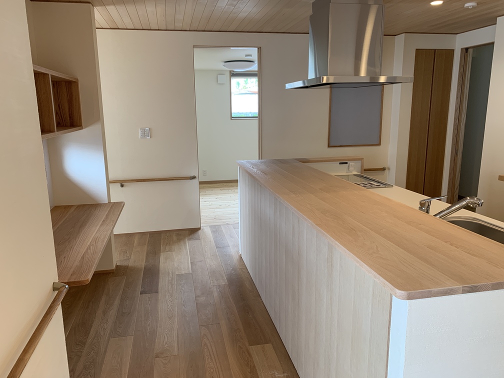 木まま　平屋　2階建て　木造新築住