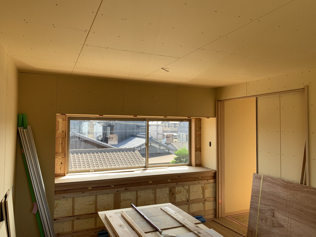 木まま　平屋　木造新築住宅　大工