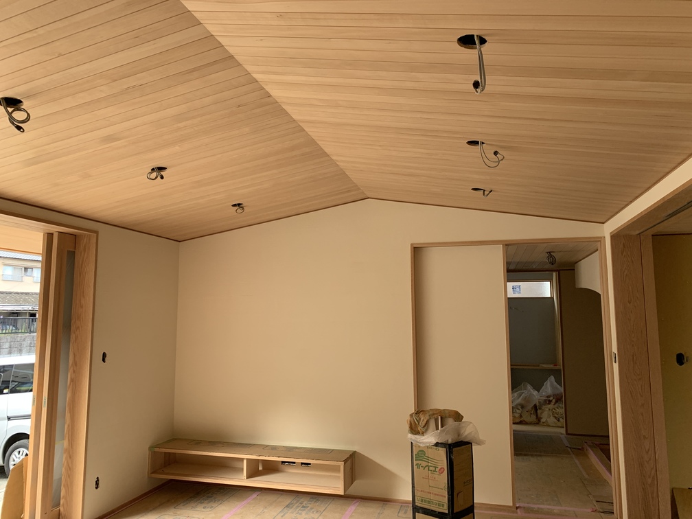 木まま　平屋　木造新築住宅　仕上げ