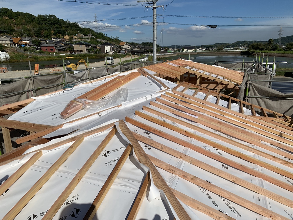 木まま　平屋　木造新築住宅　棟上げ