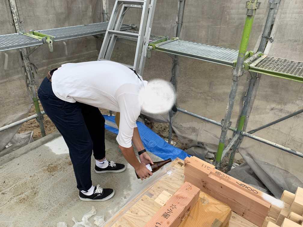 木まま　平屋　木造新築住宅　上棟