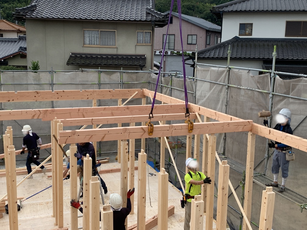 木まま　平屋　木造新築住宅　上棟