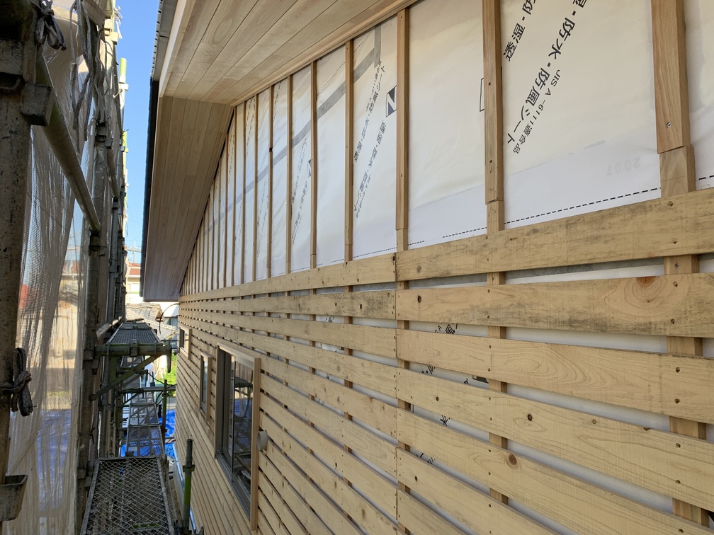 木まま　平屋　木造新築住宅　