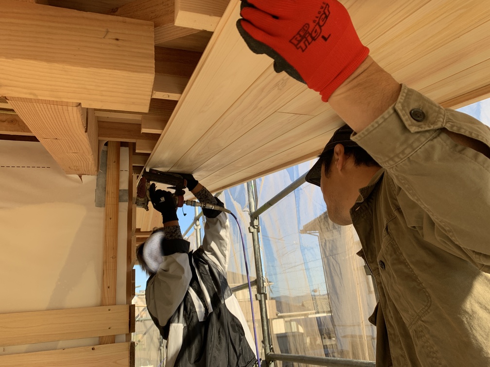 木まま　平屋　木造新築住宅　